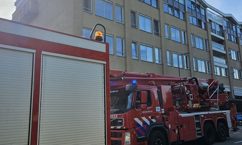Woningbrand boven Art Centre Schiedam aan Lange Nieuwstraat